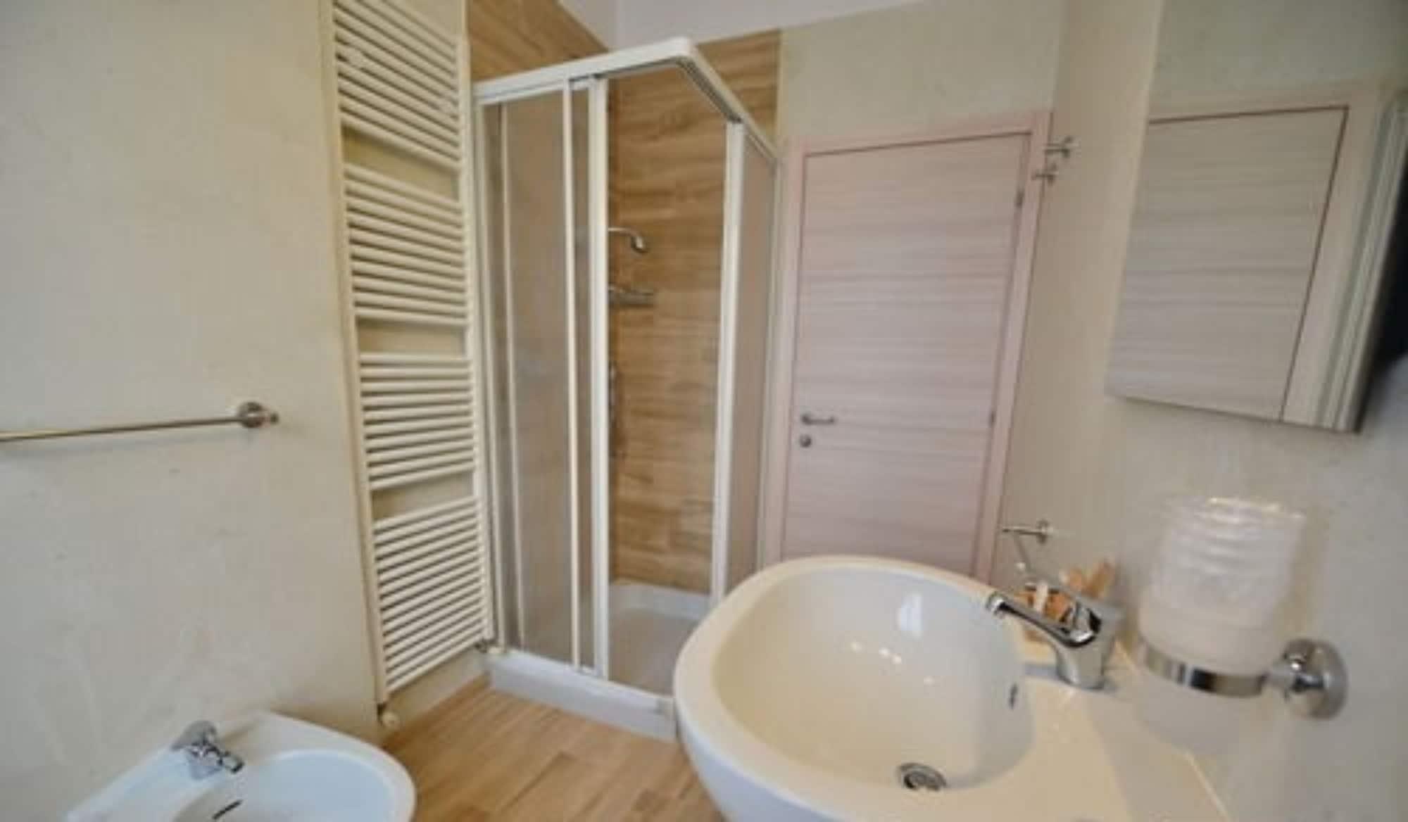Hotel Bella Peschiera Peschiera del Garda Eksteriør bilde