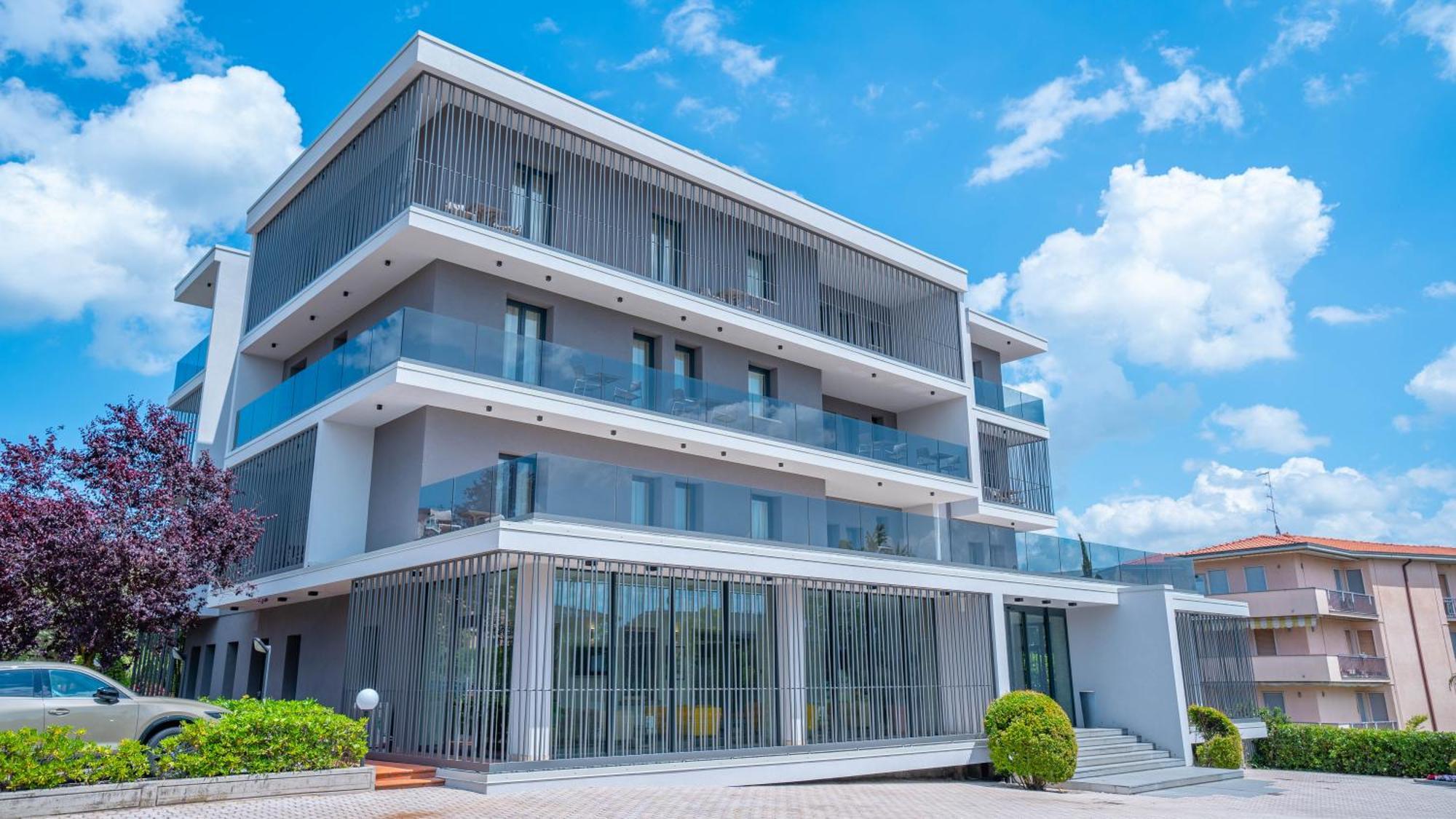 Hotel Bella Peschiera Peschiera del Garda Eksteriør bilde