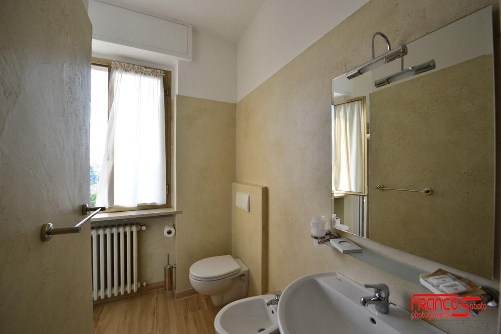 Hotel Bella Peschiera Peschiera del Garda Eksteriør bilde