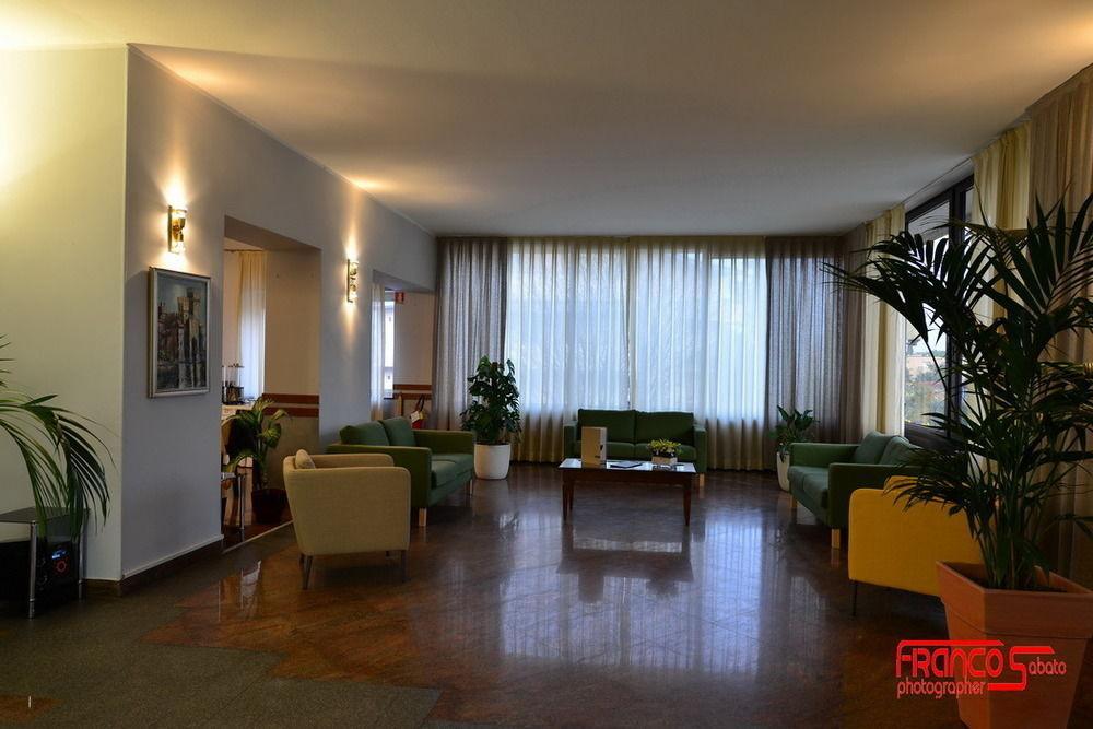 Hotel Bella Peschiera Peschiera del Garda Eksteriør bilde
